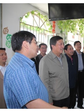 省人大马伟副主任调研全省社会养老服务体系建设工作