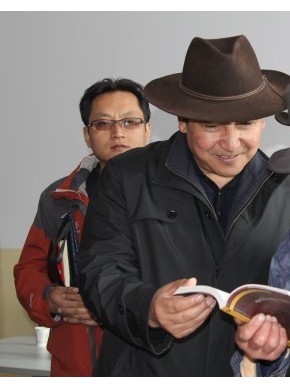 深入基层 强化服务 —罗松达哇厅长率工作组深入玉树州调研指导工作
