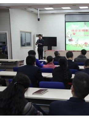 省民政厅纪念“三•八”国际妇女节开展“传承文明家风　建设最美家庭”主题活动