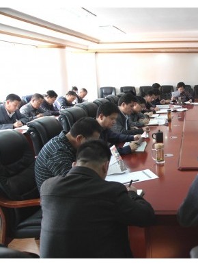 省民政厅党组中心组认真学习传达党的十八届五中全会精神