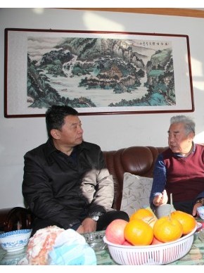 省民政厅领导看望慰问厅机关离退休老同志